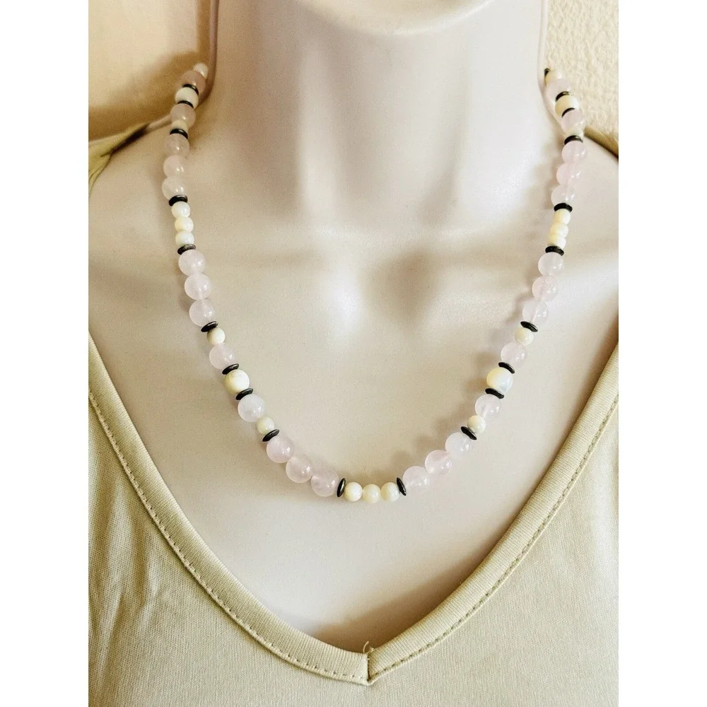N/A vtg necklace